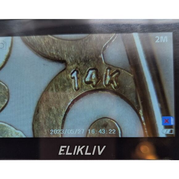 14K Yellow Gold Filigree Teardrop Pendant – Open Scroll Design, 0.86g - Picture 4 of 4